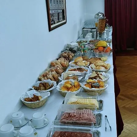 Turismo Miranda Hotel 3*