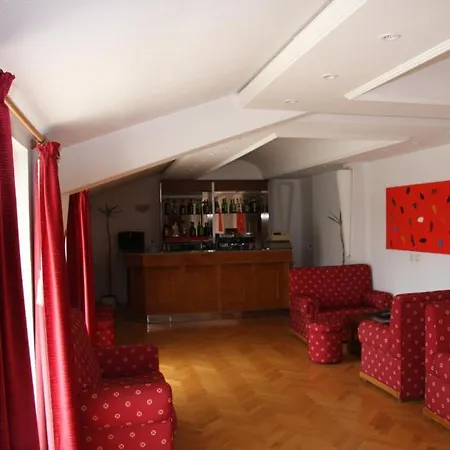 Hotel Turismo Miranda 3*