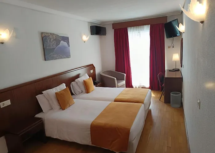 Turismo Miranda מירנדה דו דורו