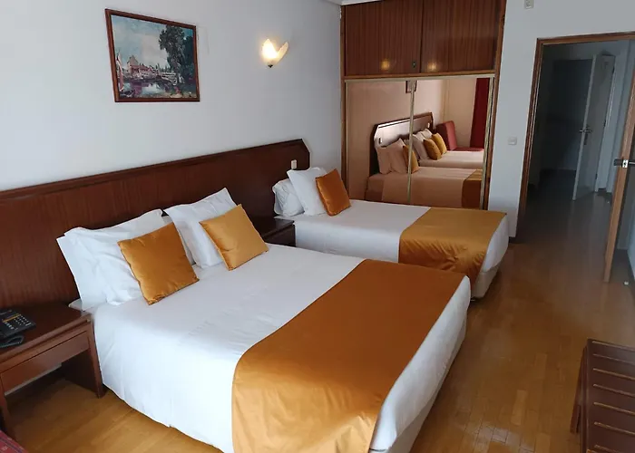 Turismo Miranda מלון