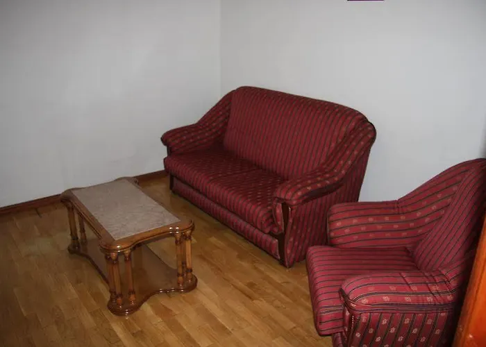 מלון Turismo Miranda 3*